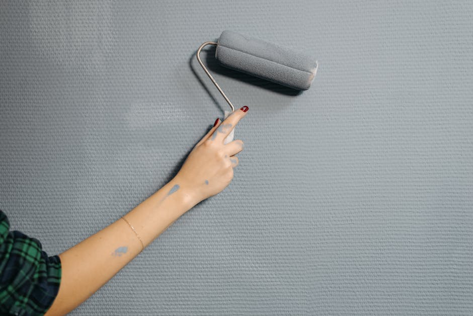 Getting a Professional Finish with Mini Rollers: Techniques That Work